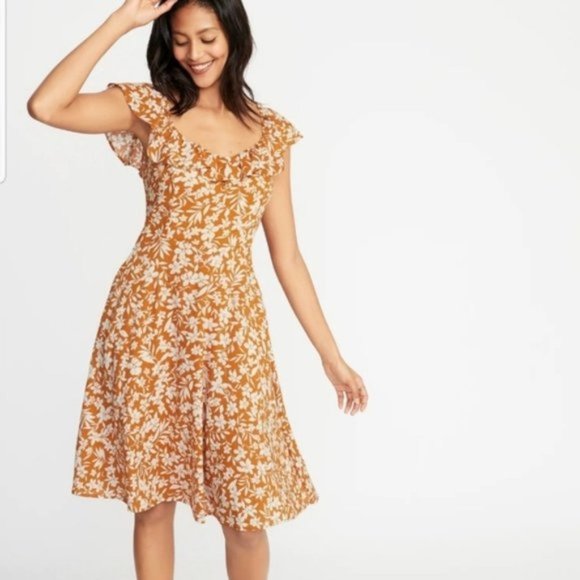 Old Navy Dresses & Skirts - NWT Old Navy ruffle trim fit and flare dress sz M
